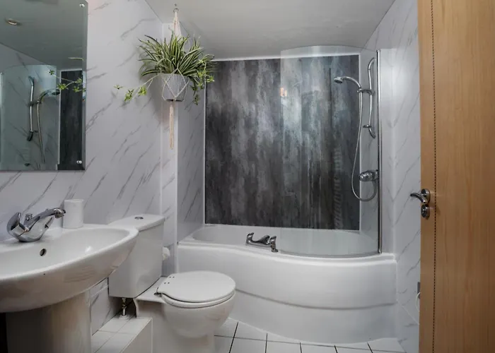 Large Penthouse In *