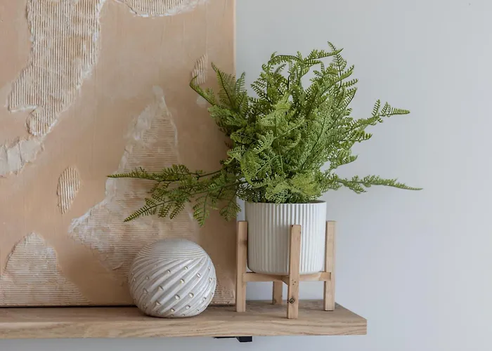 Large Penthouse In Apartment *